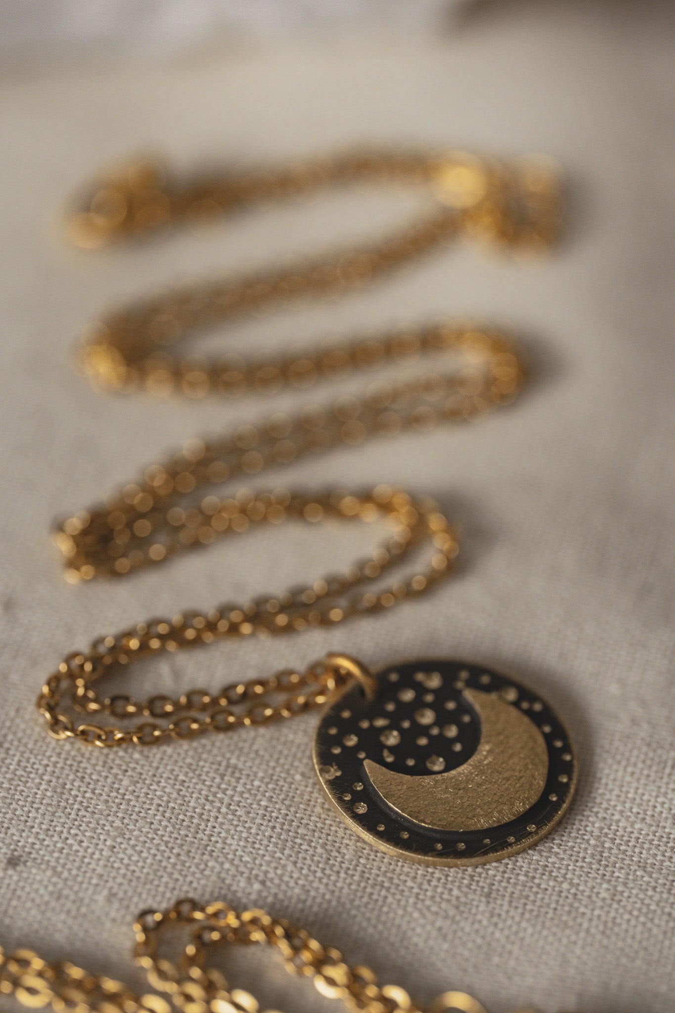 Collier mini-lune